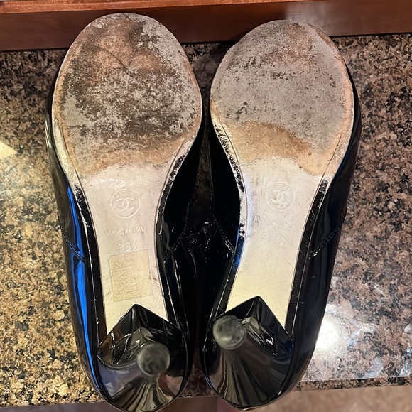 black booties healed - Picture 5 of 5